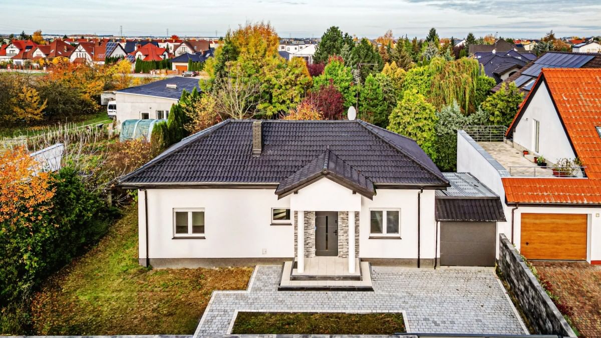 Dom 4 pokojowe na Sprzedaż