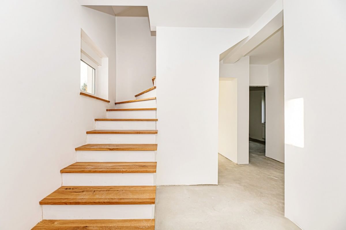 Dom 4 pokojowe na Sprzedaż