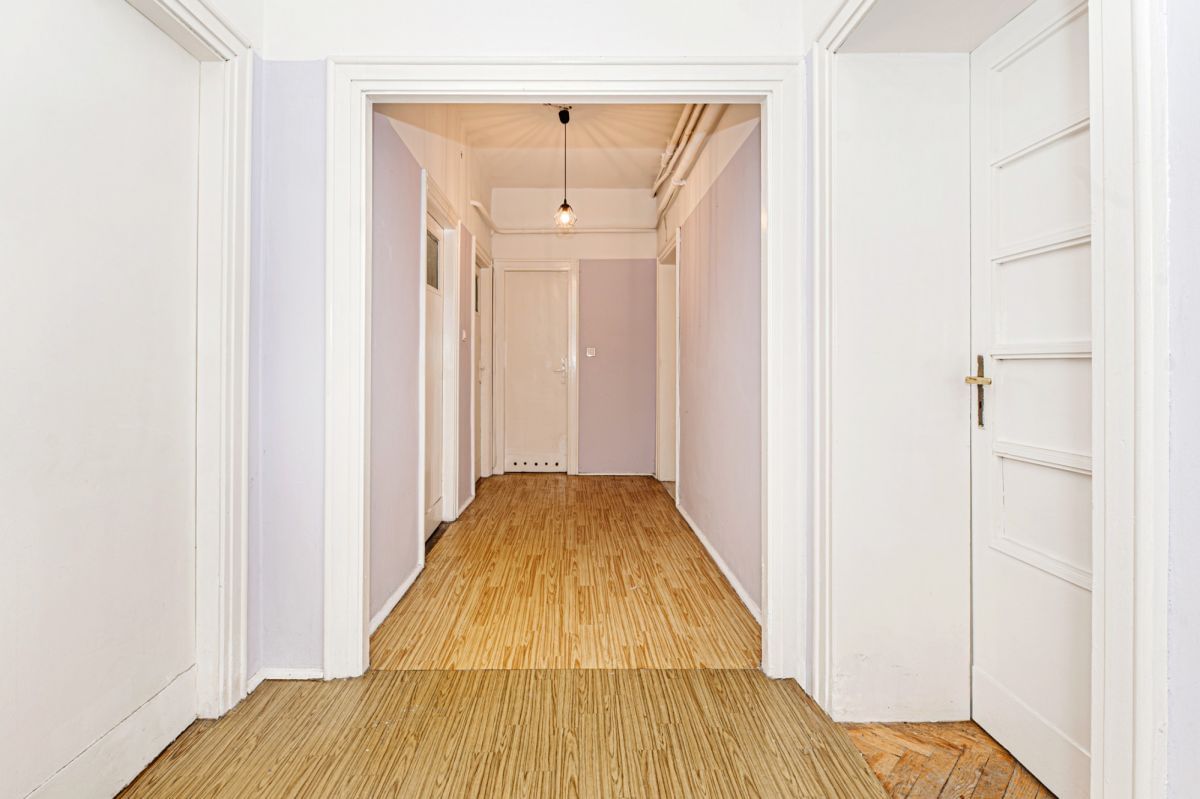 Mieszkanie 5 pokojowe na Sprzedaż