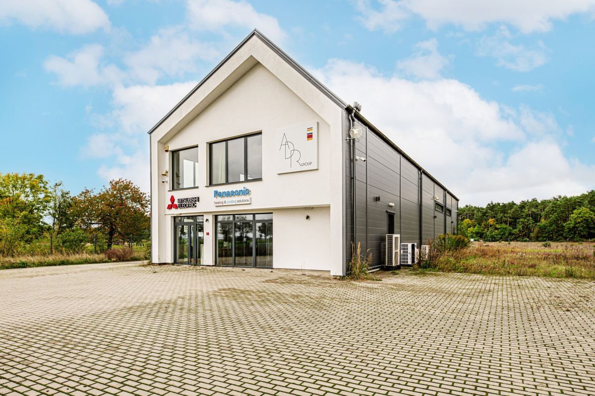 Lokal użytkowy  pokojowe na Sprzedaż