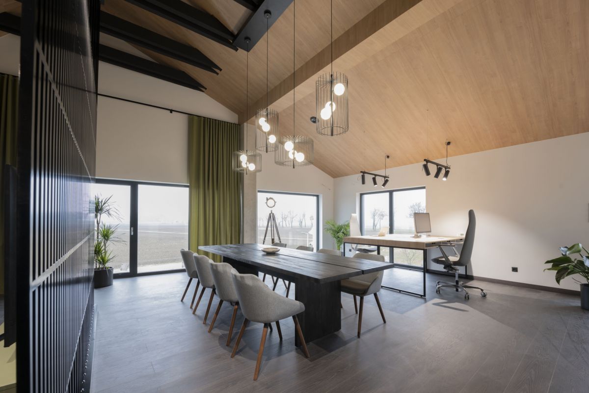 Lokal użytkowy  pokojowe na Sprzedaż