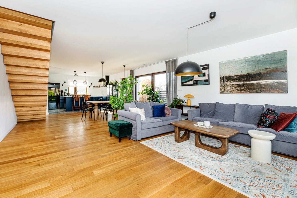 Dom 5 pokojowe na Sprzedaż