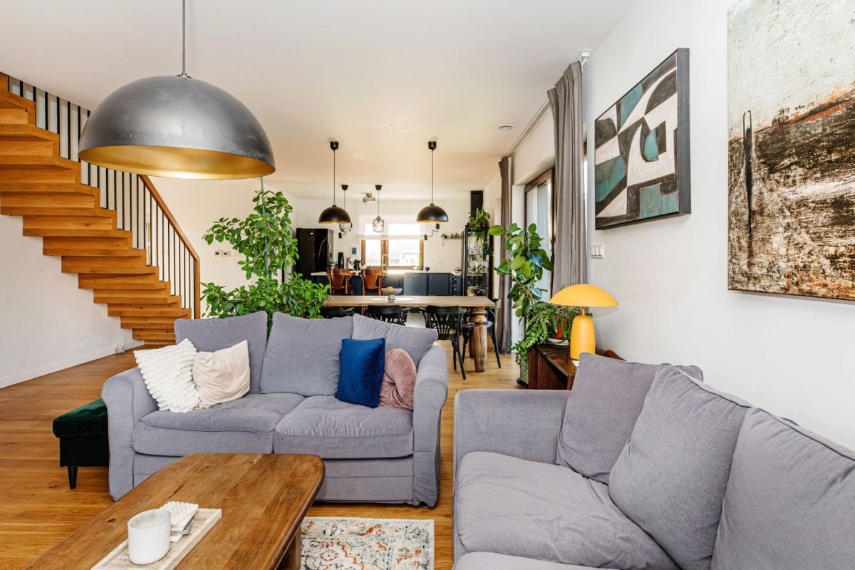 Dom 5 pokojowe na Sprzedaż