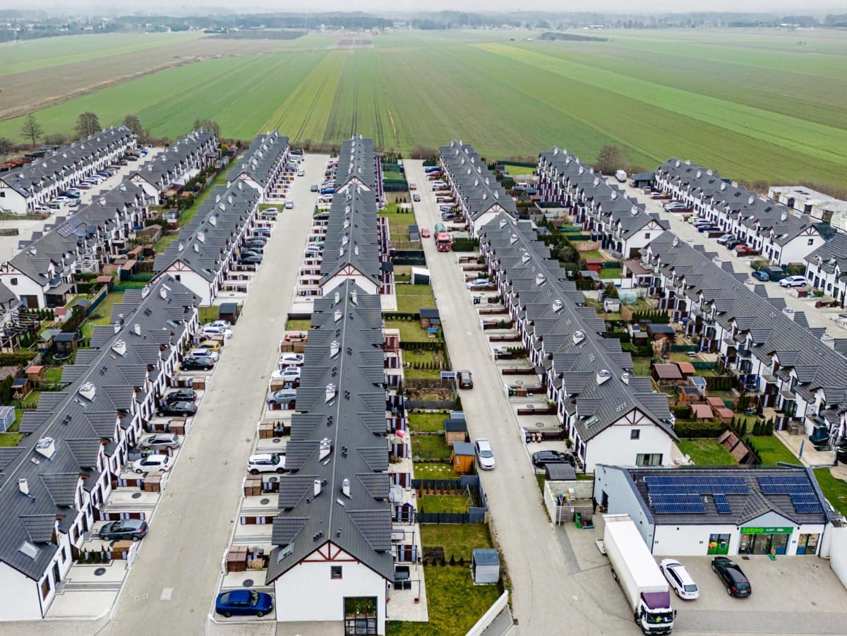 Dom 4 pokojowe na Sprzedaż