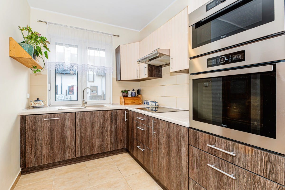 Dom 4 pokojowe na Sprzedaż