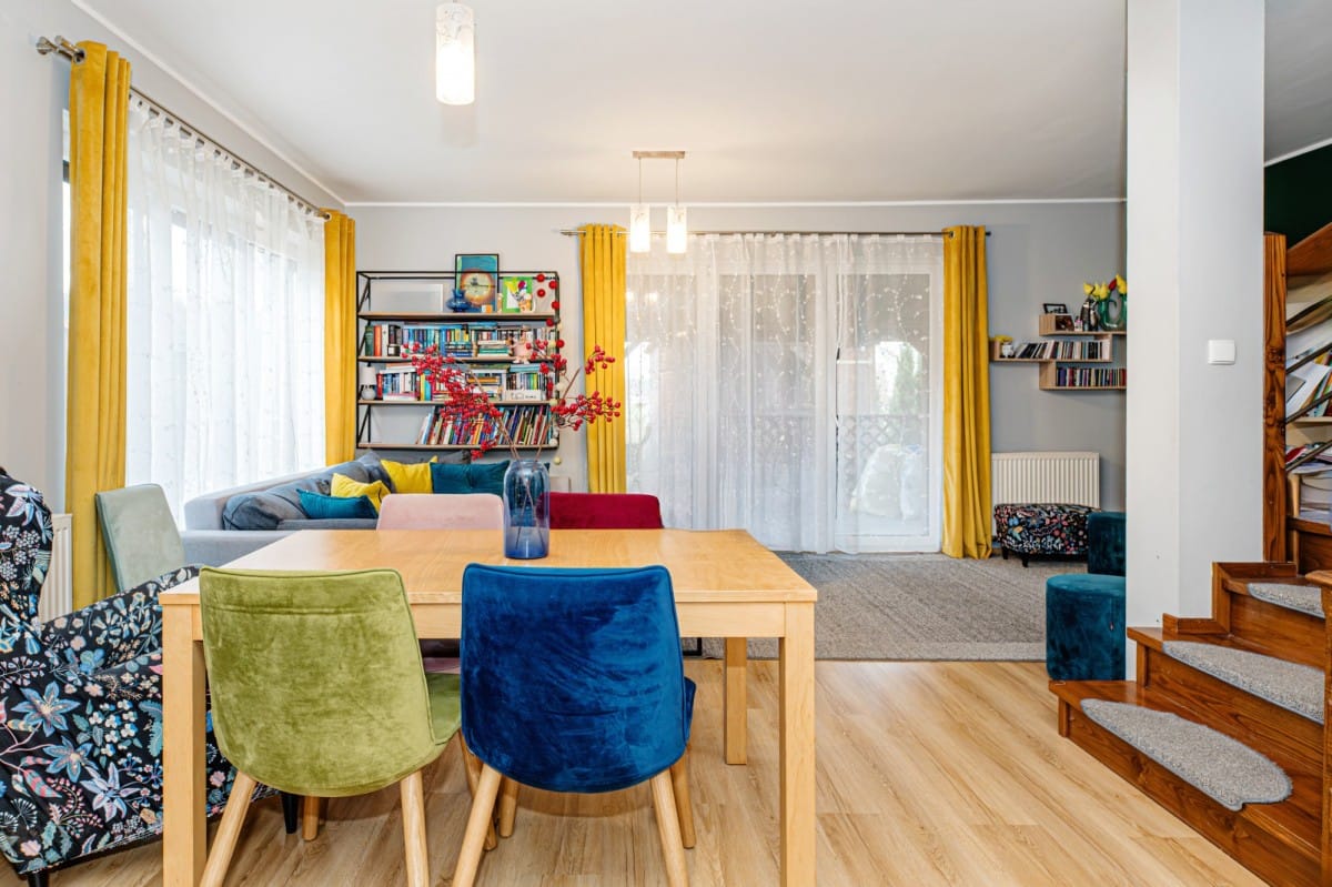 Dom 4 pokojowe na Sprzedaż