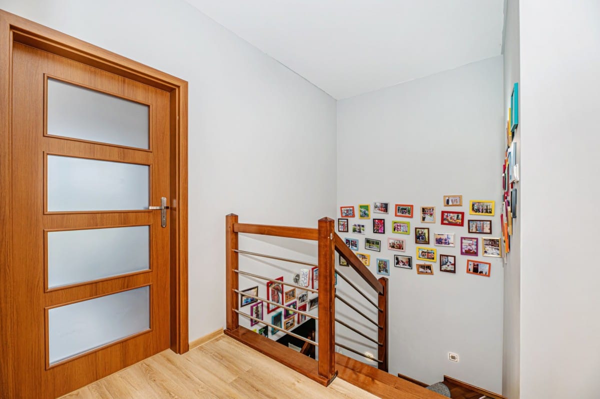 Dom 4 pokojowe na Sprzedaż