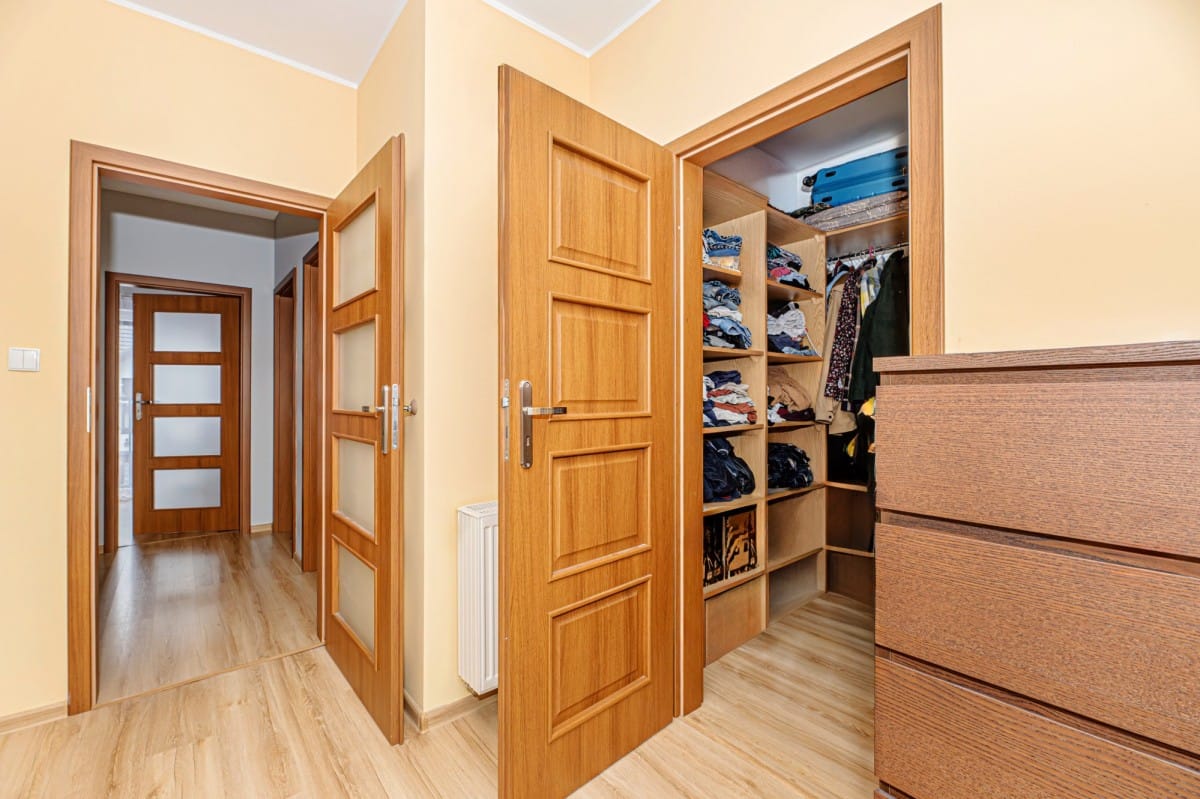 Dom 4 pokojowe na Sprzedaż