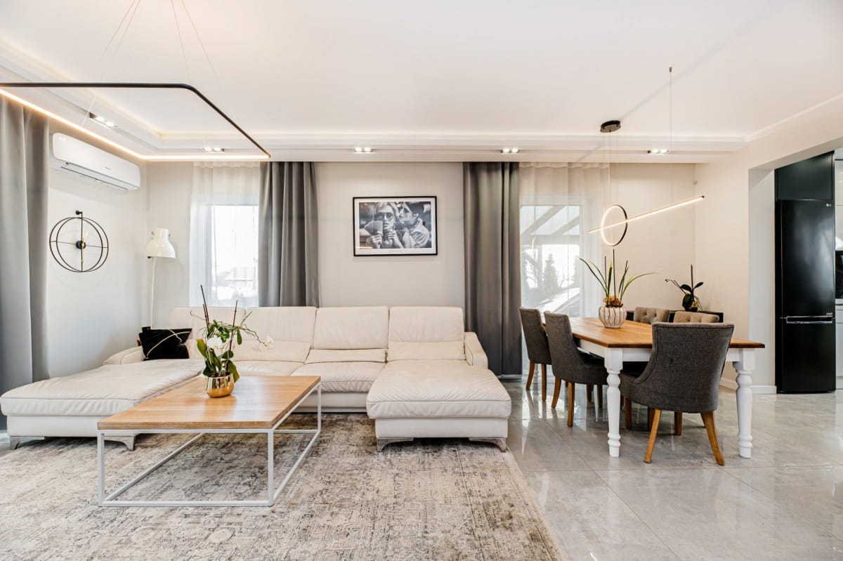 Dom  pokojowe na Sprzedaż