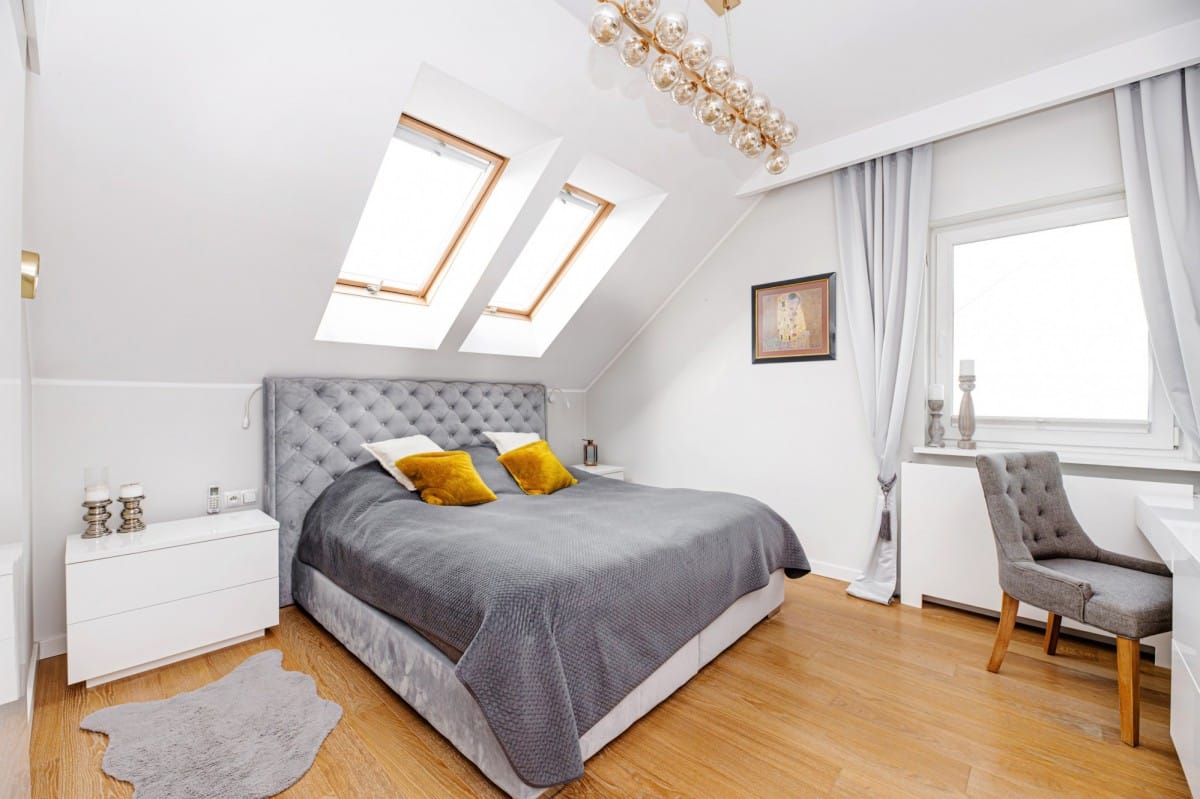 Dom  pokojowe na Sprzedaż