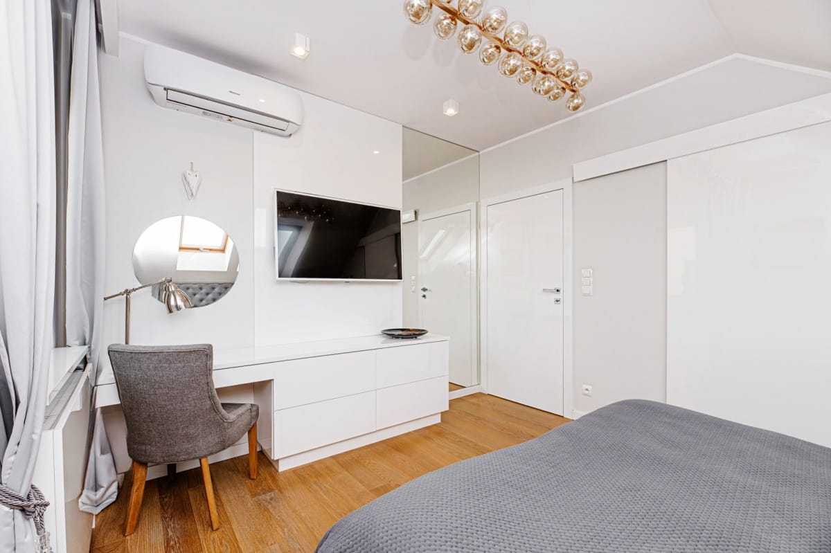 Dom  pokojowe na Sprzedaż