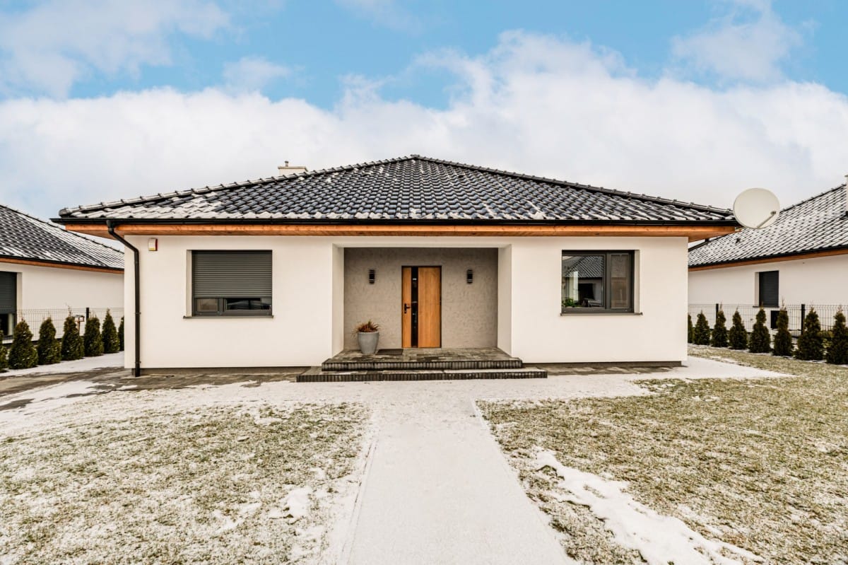 Dom 4 pokojowe na Sprzedaż