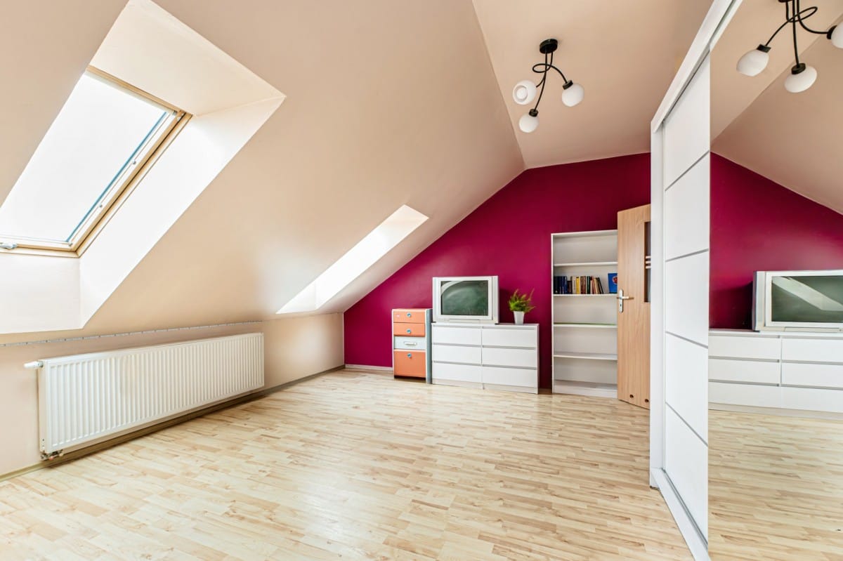 Dom 5 pokojowe na Sprzedaż