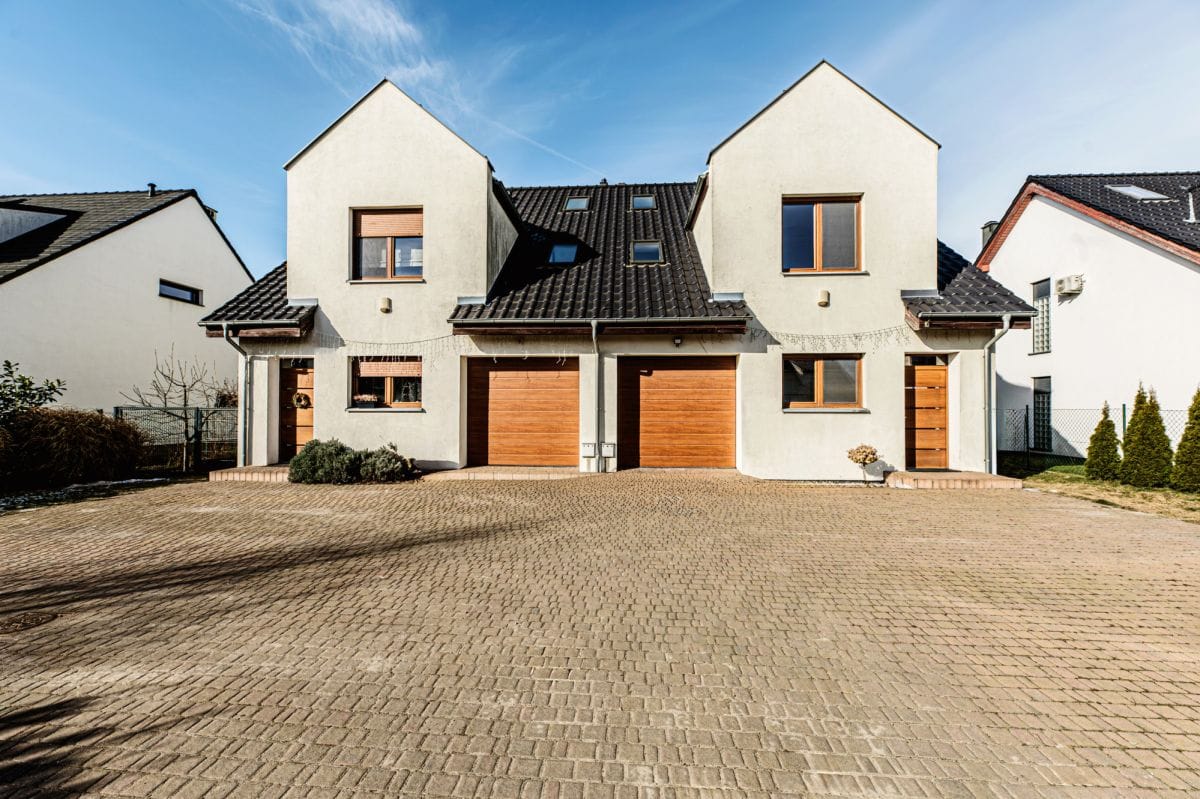 Dom 4 pokojowe na Sprzedaż