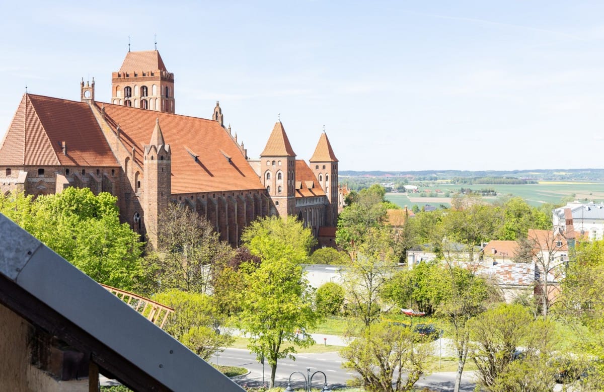 Dom 5 pokojowe na Sprzedaż