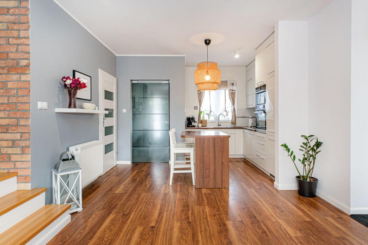 Dom 5 pokojowe na Sprzedaż