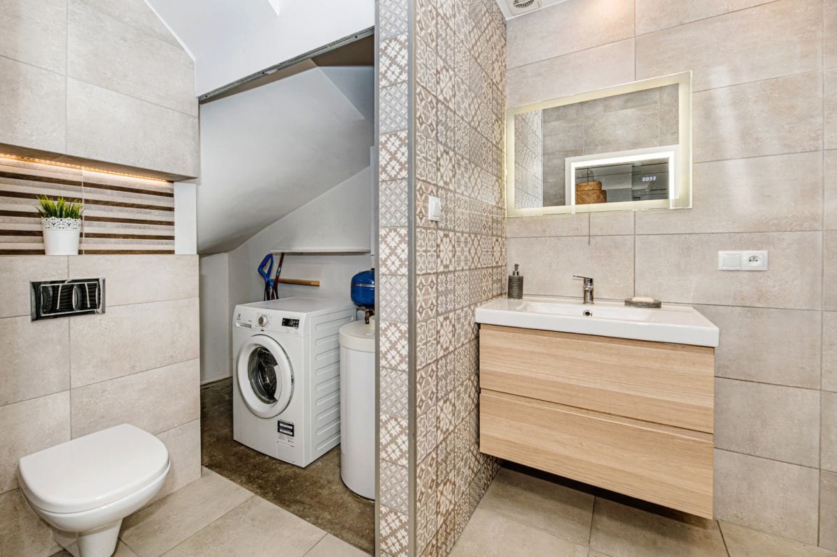 Dom 5 pokojowe na Sprzedaż