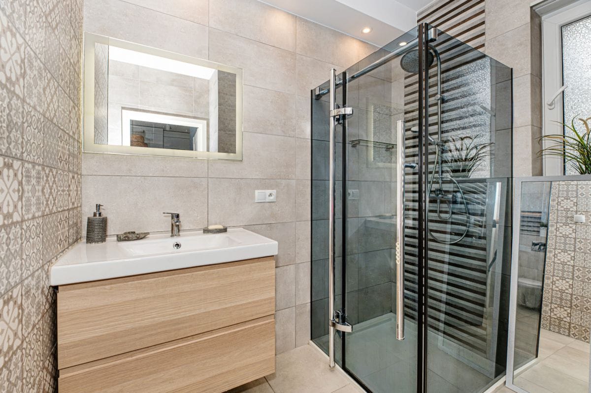 Dom 5 pokojowe na Sprzedaż