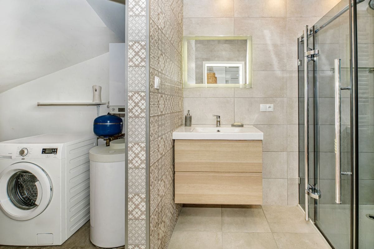 Dom 5 pokojowe na Sprzedaż