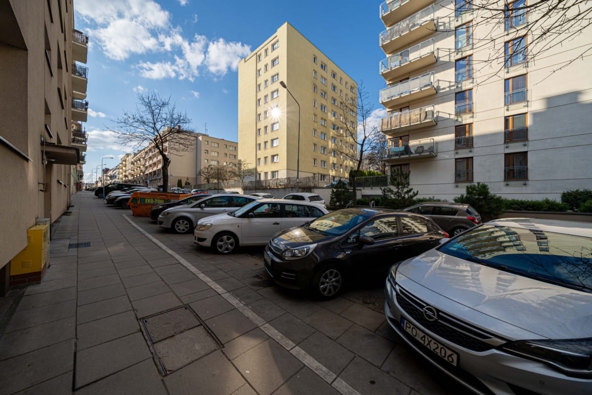 Mieszkanie 1 pokojowe na Sprzedaż