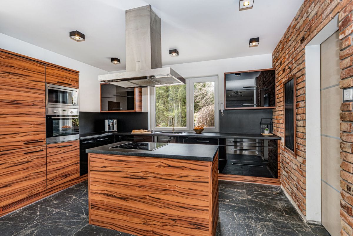 Dom 4 pokojowe na Sprzedaż