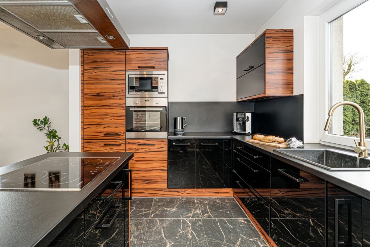 Dom 4 pokojowe na Sprzedaż