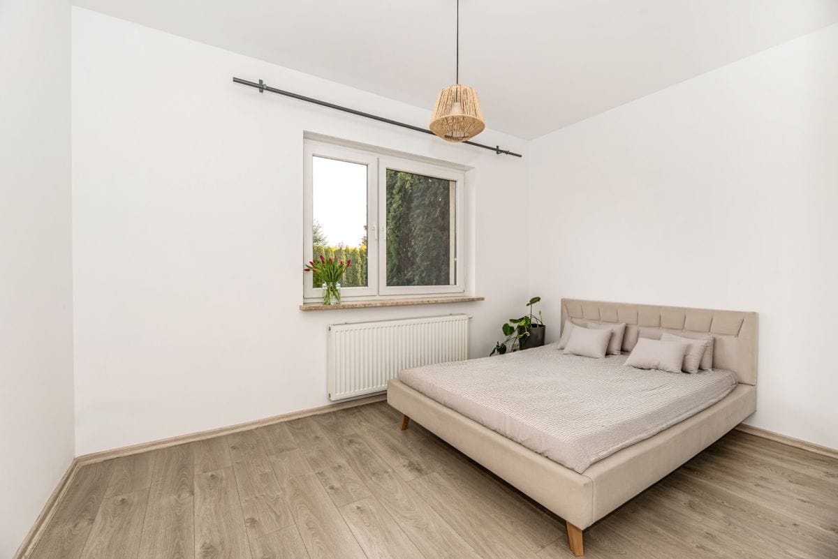 Dom 4 pokojowe na Sprzedaż