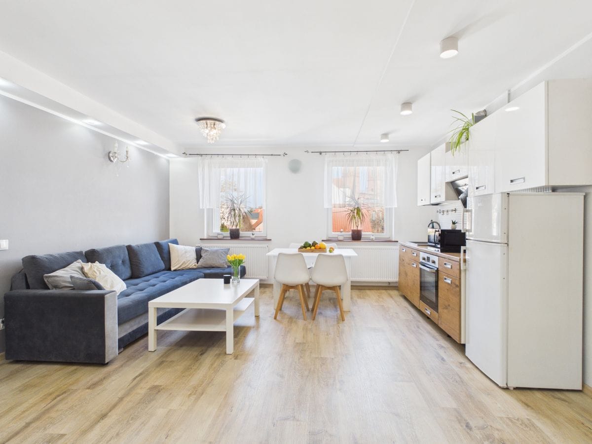 Mieszkanie 8 pokojowe na Sprzedaż