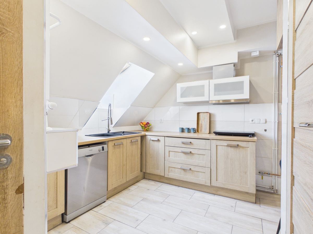 Mieszkanie 8 pokojowe na Sprzedaż