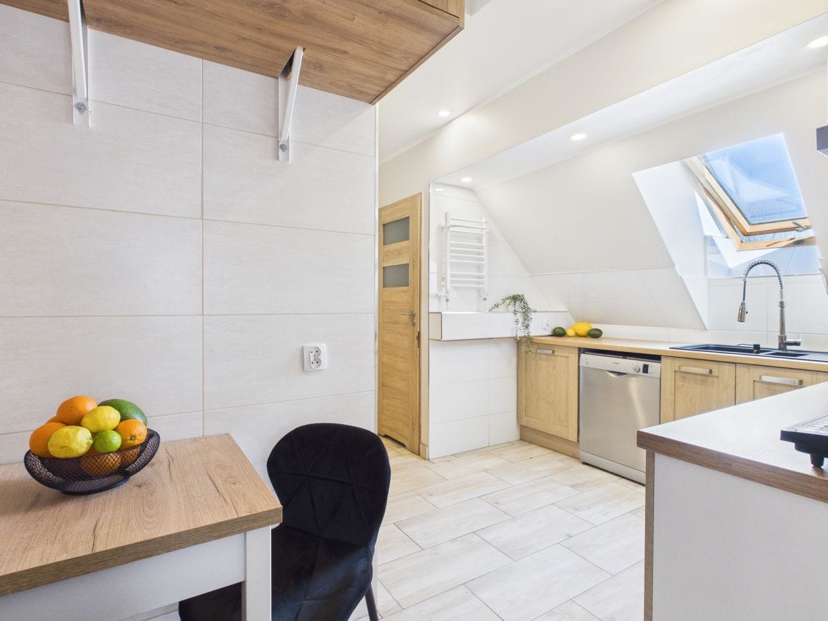 Mieszkanie 8 pokojowe na Sprzedaż