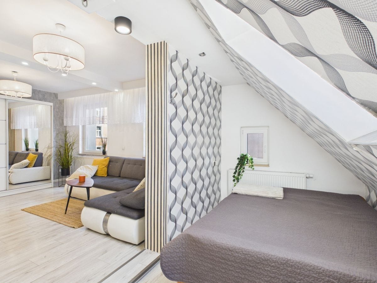 Mieszkanie 8 pokojowe na Sprzedaż