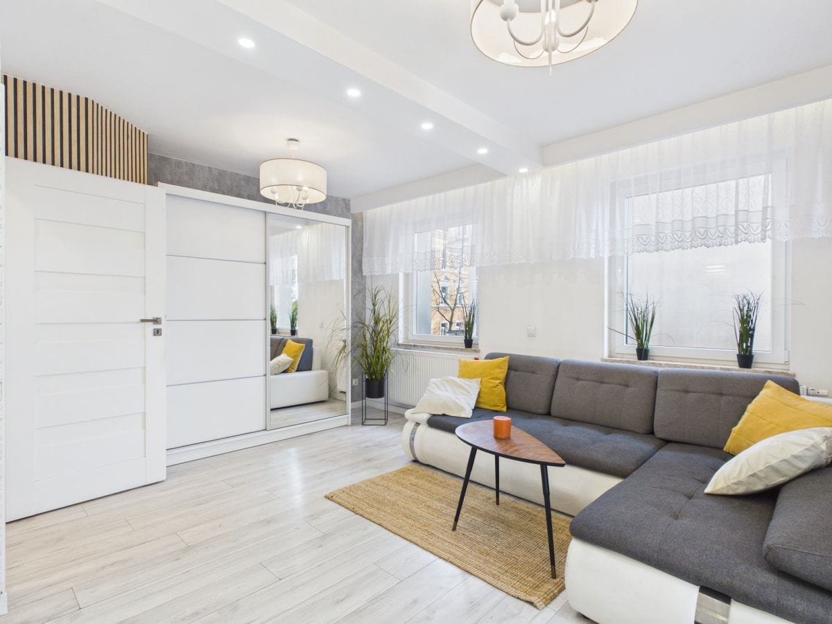 Mieszkanie 8 pokojowe na Sprzedaż