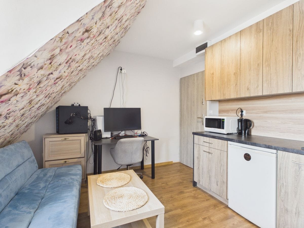 Mieszkanie 8 pokojowe na Sprzedaż