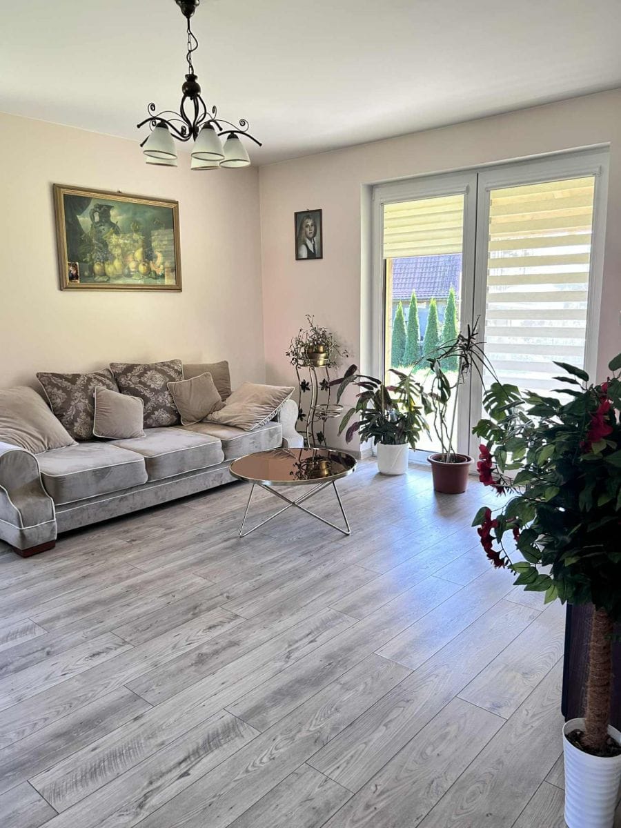 Dom 4 pokojowe na Sprzedaż