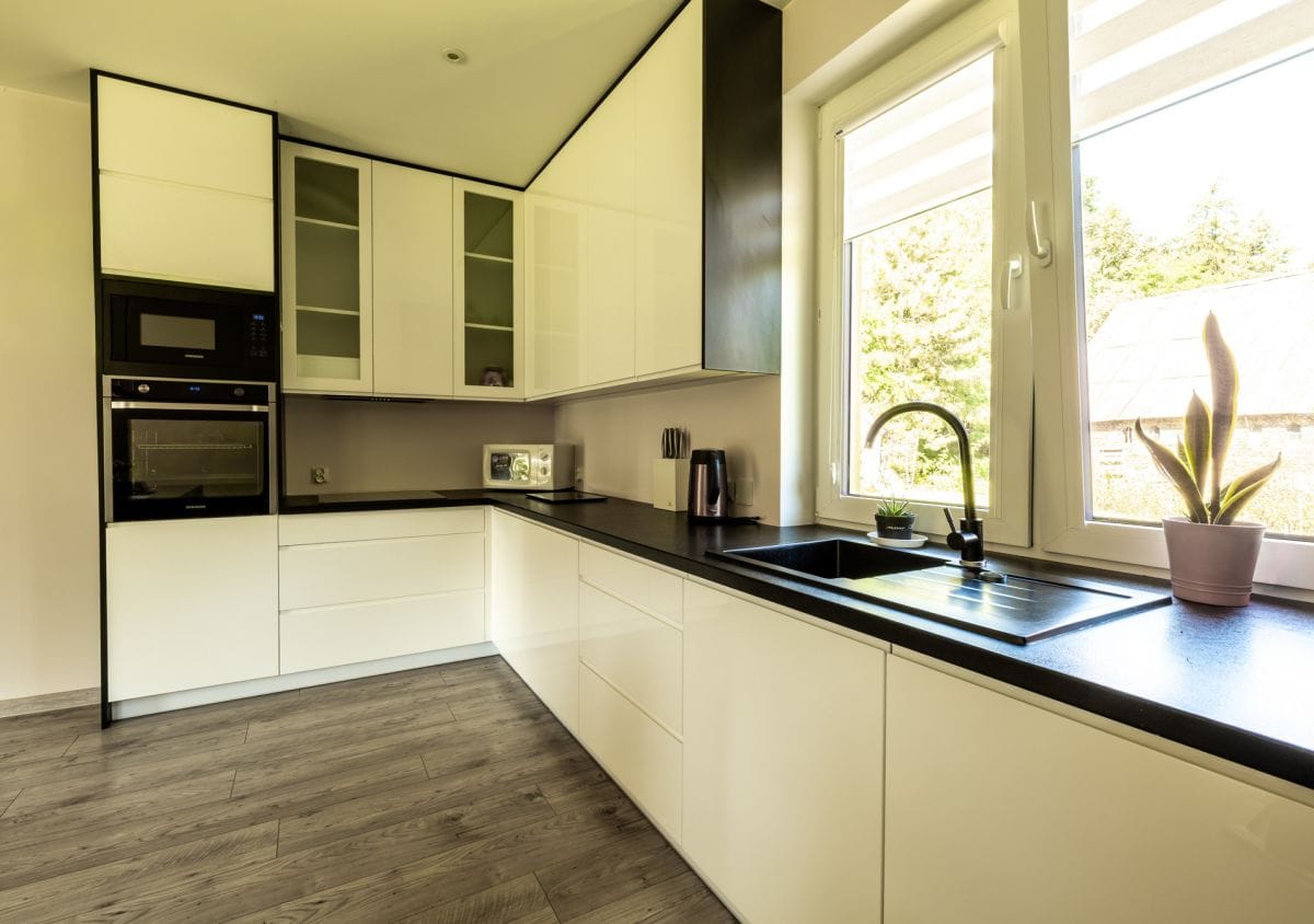 Dom 4 pokojowe na Sprzedaż