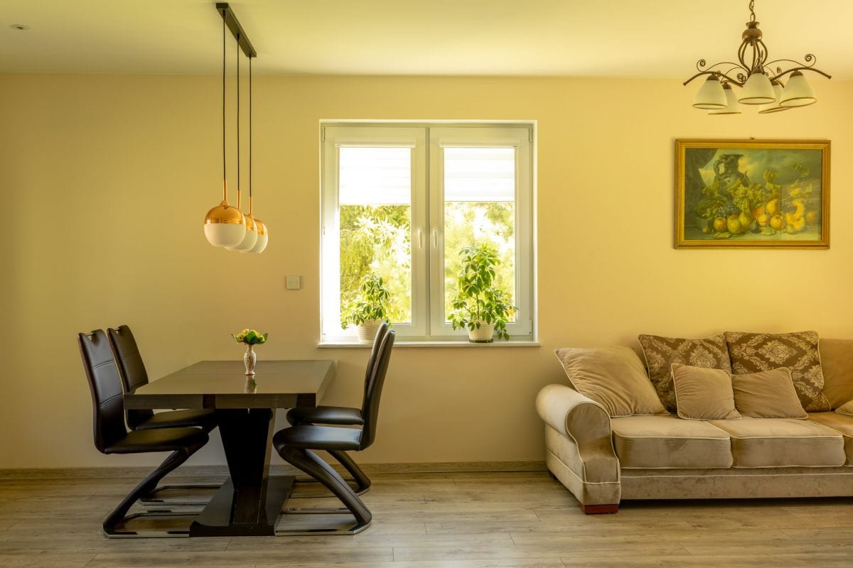 Dom 4 pokojowe na Sprzedaż