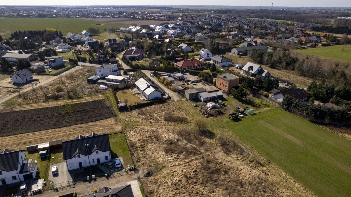 Działka  pokojowe na Sprzedaż