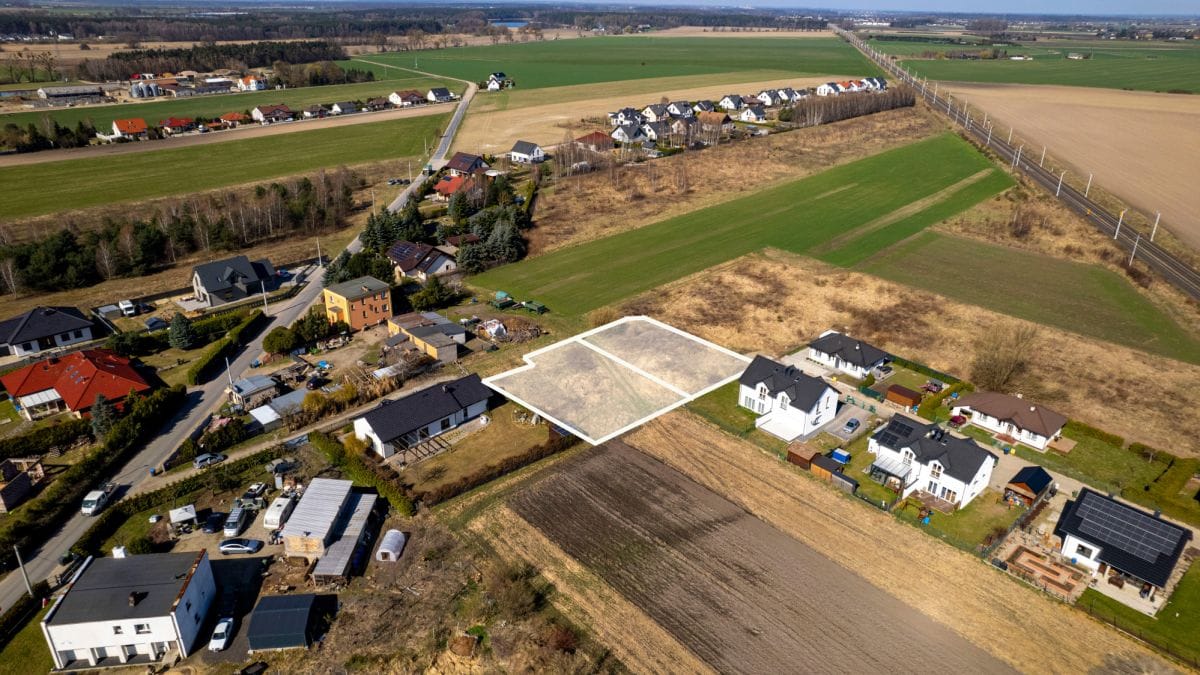 Działka  pokojowe na Sprzedaż