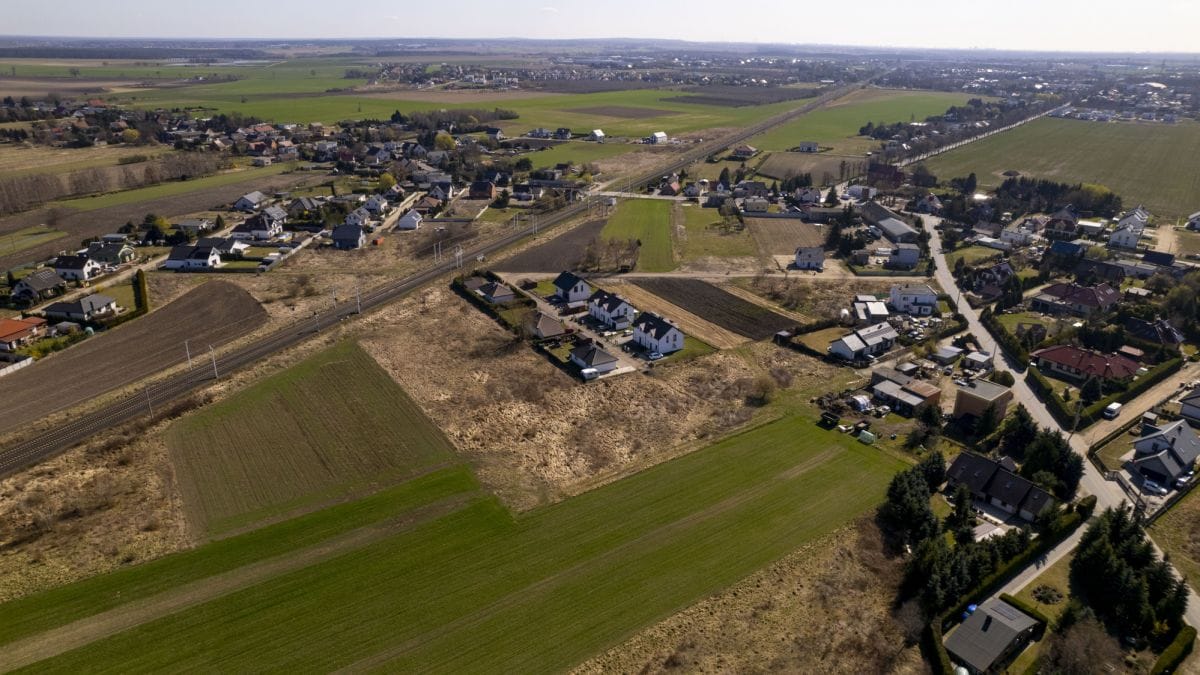 Działka  pokojowe na Sprzedaż