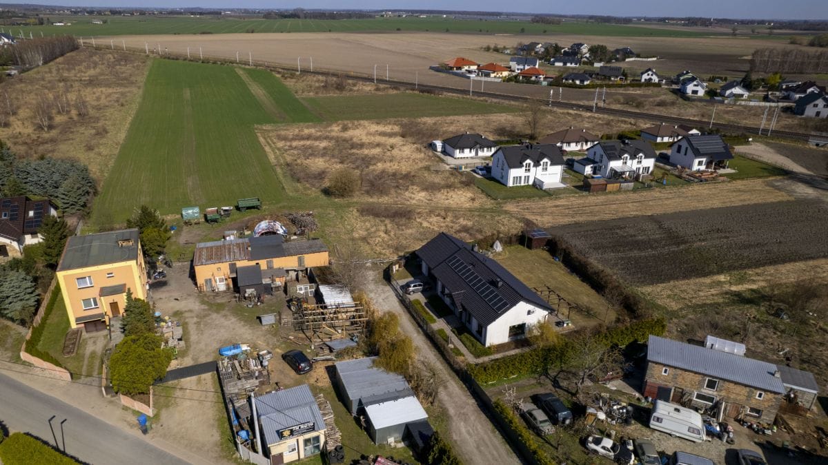 Działka  pokojowe na Sprzedaż