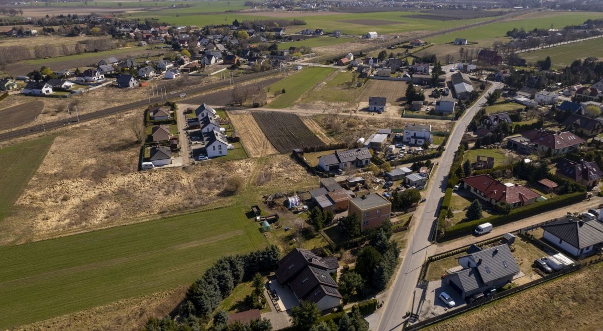 Działka  pokojowe na Sprzedaż