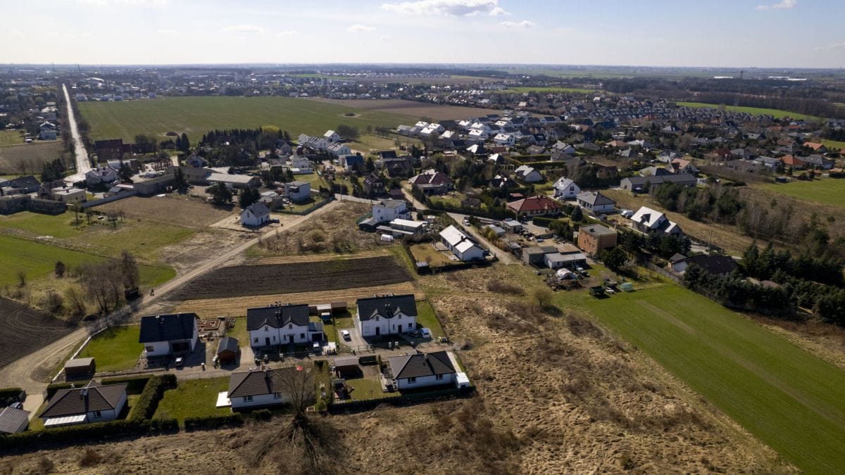 Działka  pokojowe na Sprzedaż