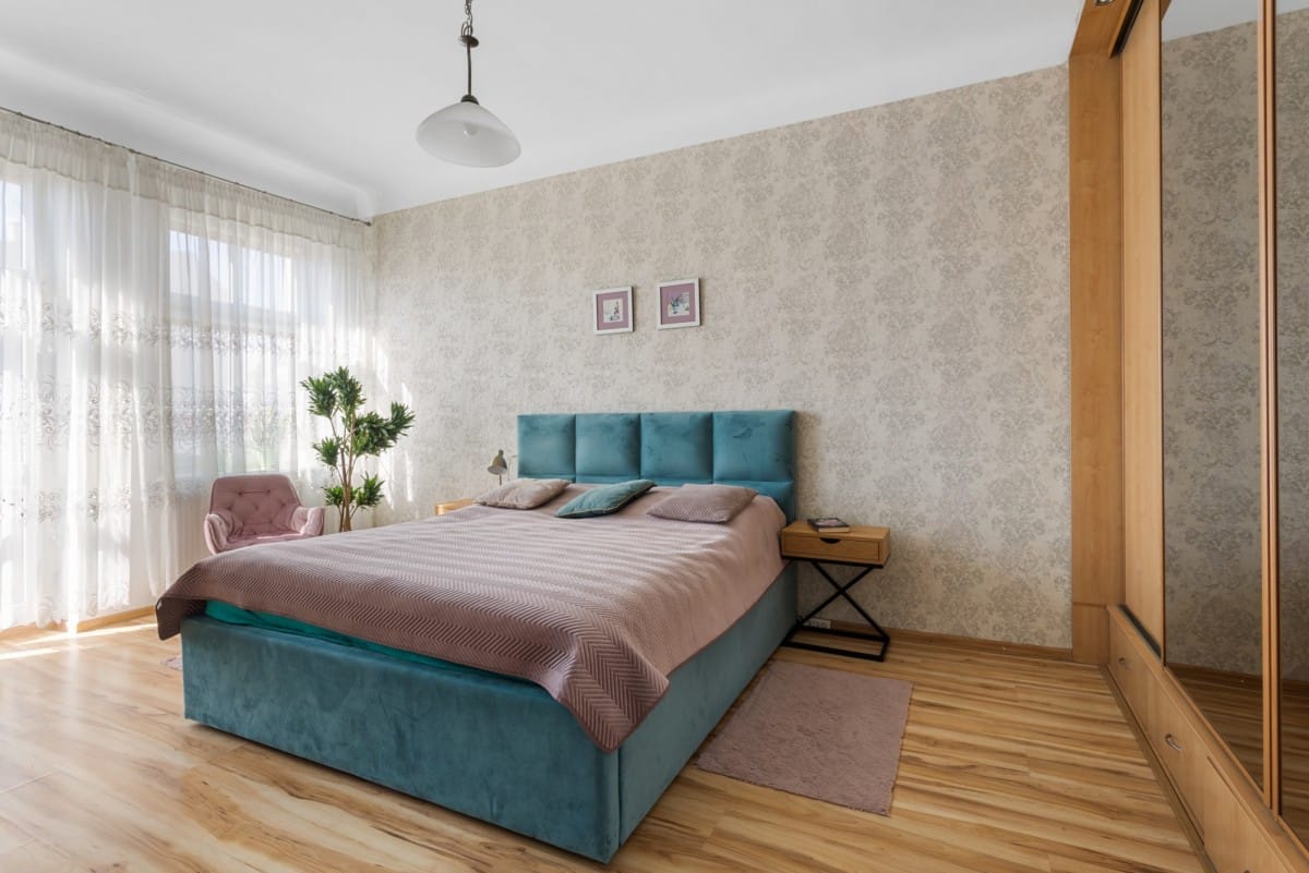 Mieszkanie 4 pokojowe na Sprzedaż