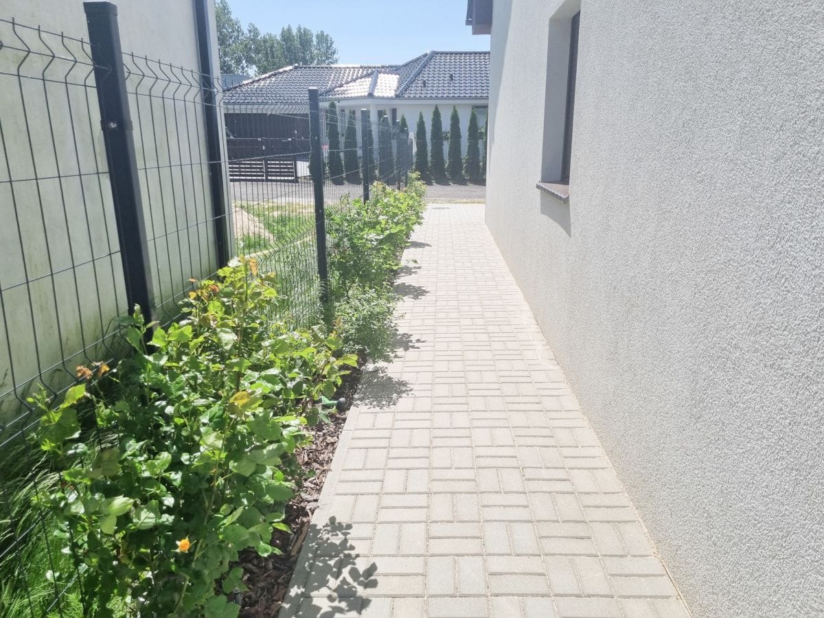 Dom 4 pokojowe na Sprzedaż