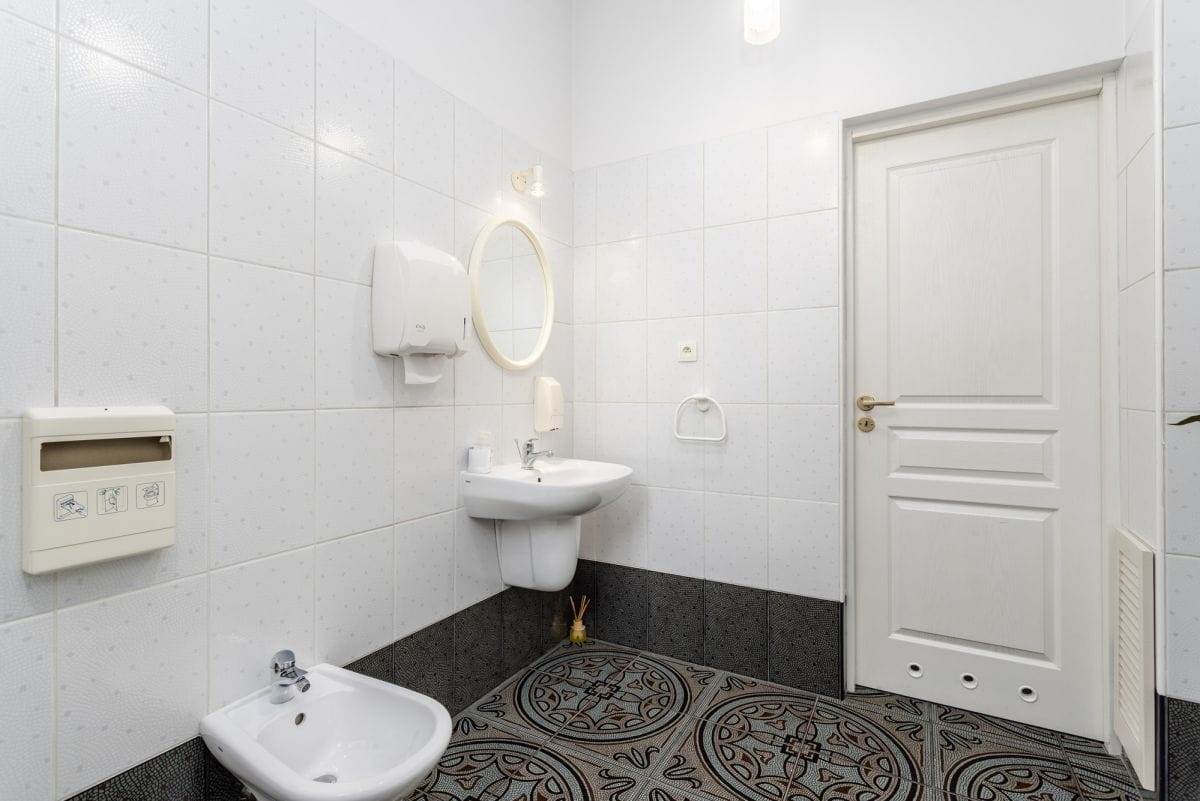 Lokal użytkowy  pokojowe na Sprzedaż
