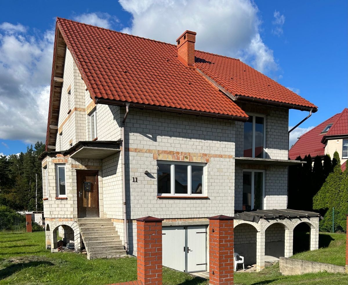 Dom 6 pokojowe na Sprzedaż