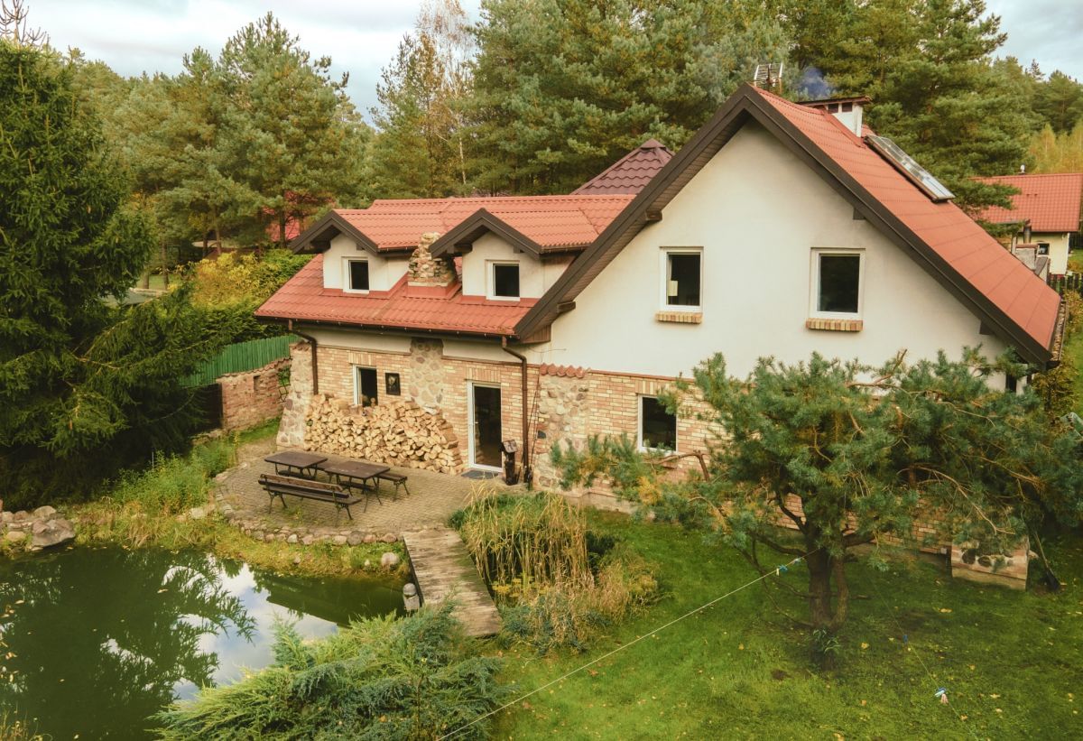 Dom 7 pokojowe na Sprzedaż