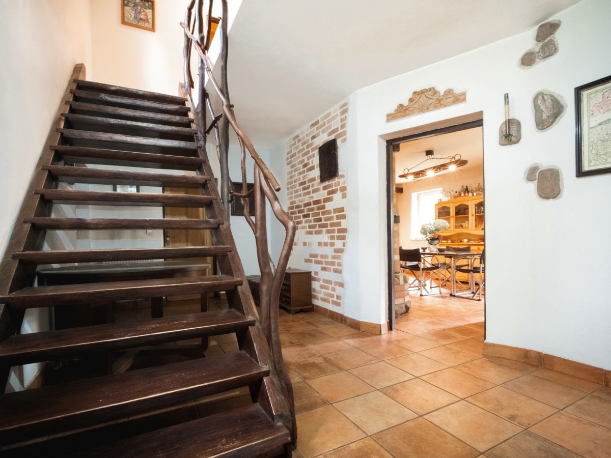 Dom 7 pokojowe na Sprzedaż