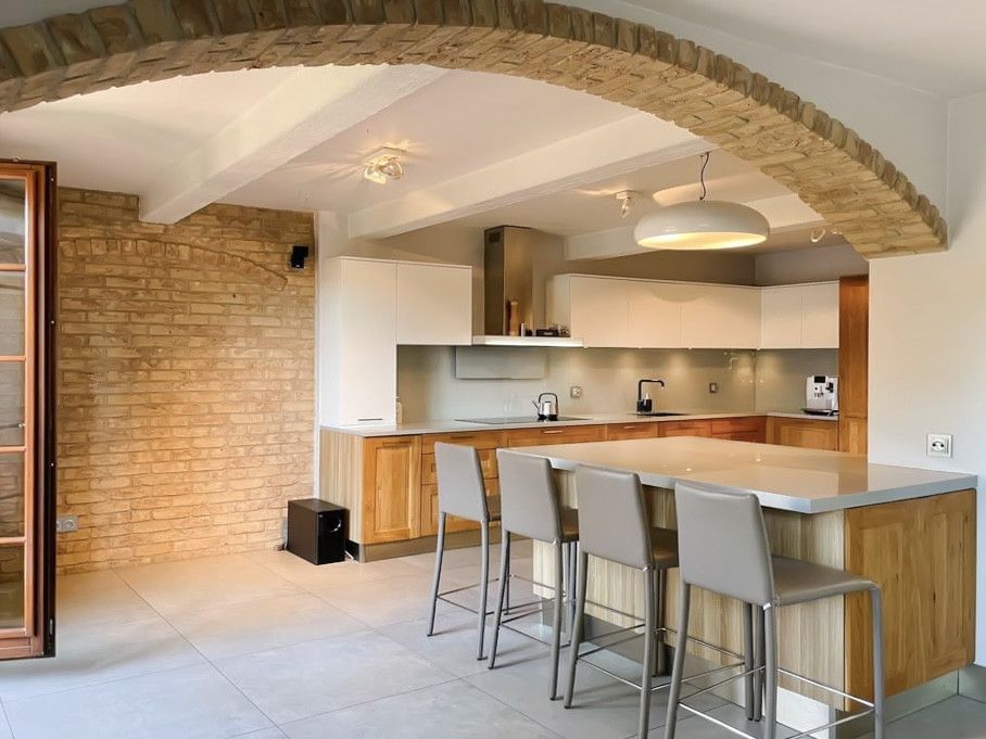 Dom 5 pokojowe na Sprzedaż