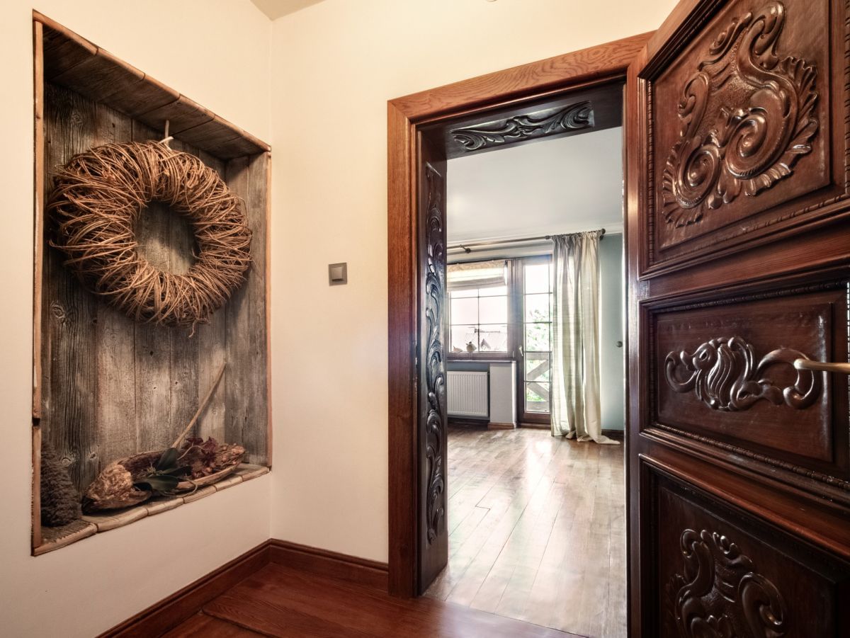 Dom 5 pokojowe na Sprzedaż